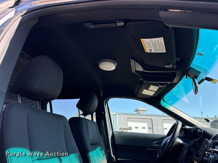 image for item LN9446 2016 Ford Explorer Police Interceptor  SUV