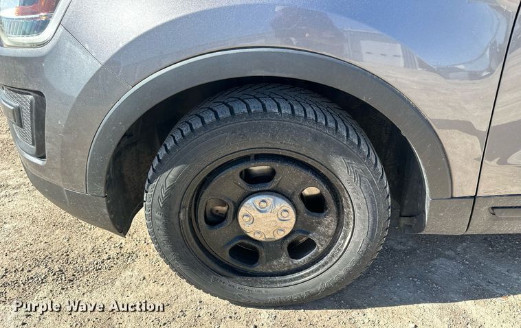 image for item LN9446 2016 Ford Explorer Police Interceptor  SUV