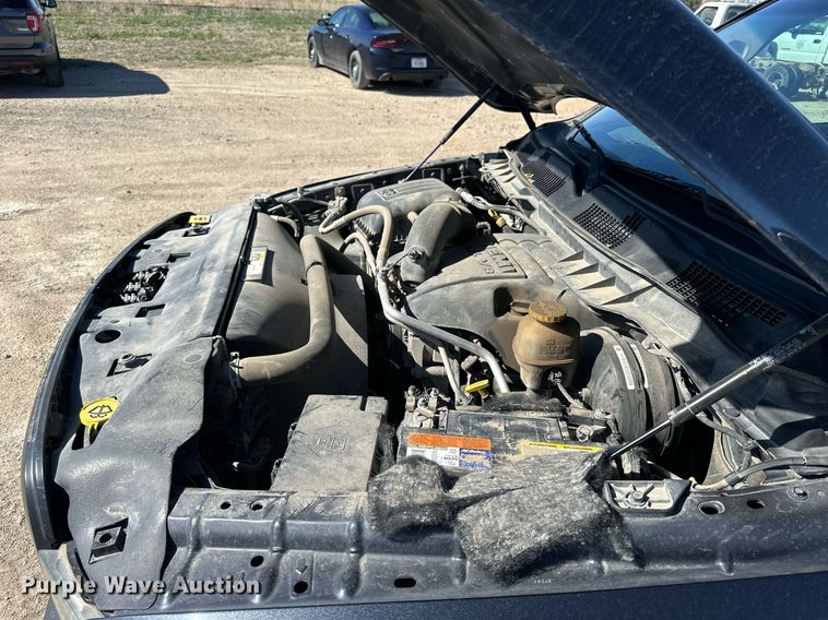 image for item LN9447 2017 Dodge Ram 1500  Crew Cab pickup truck