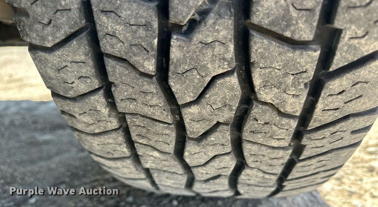 image for item LN9447 2017 Dodge Ram 1500  Crew Cab pickup truck