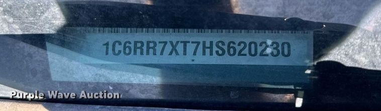 image for item LN9447 2017 Dodge Ram 1500  Crew Cab pickup truck