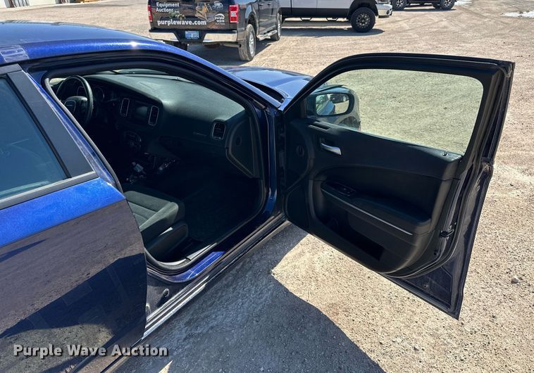 image for item LN9448 2017 Dodge Charger Police