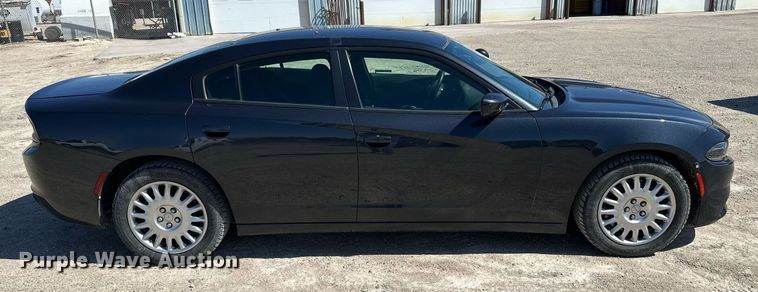 image for item LN9449 2017 Dodge  Charger Police