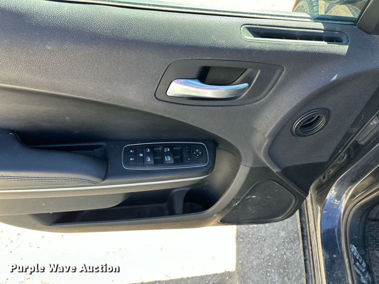 image for item LN9449 2017 Dodge  Charger Police