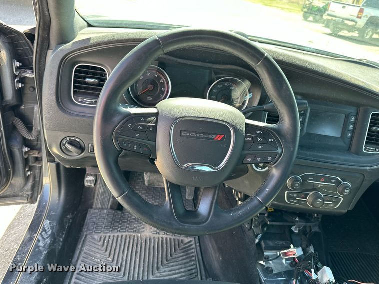 image for item LN9449 2017 Dodge  Charger Police