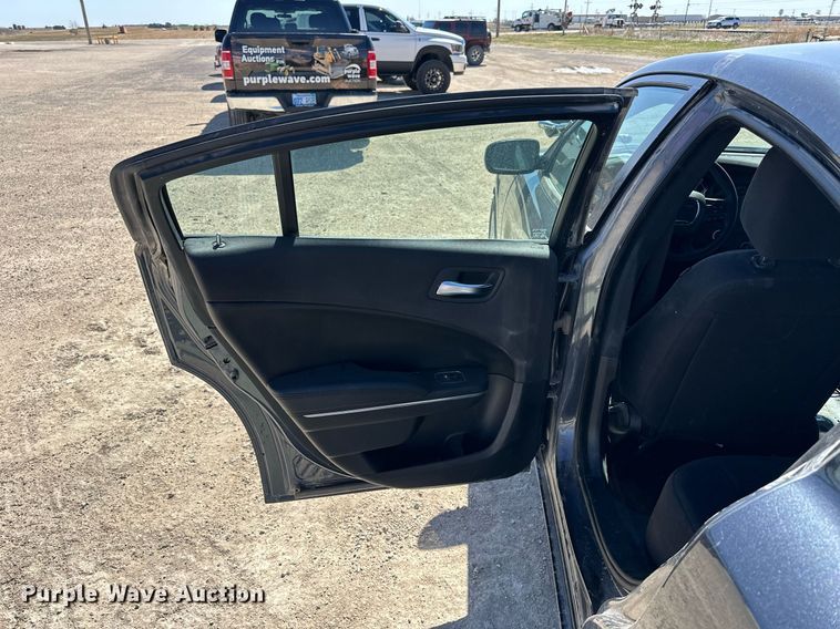 image for item LN9449 2017 Dodge  Charger Police