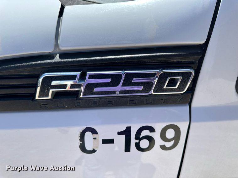 image for item LN9450 2012 Ford F250 Super Duty  pickup truck