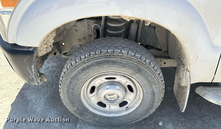 image for item LN9450 2012 Ford F250 Super Duty  pickup truck