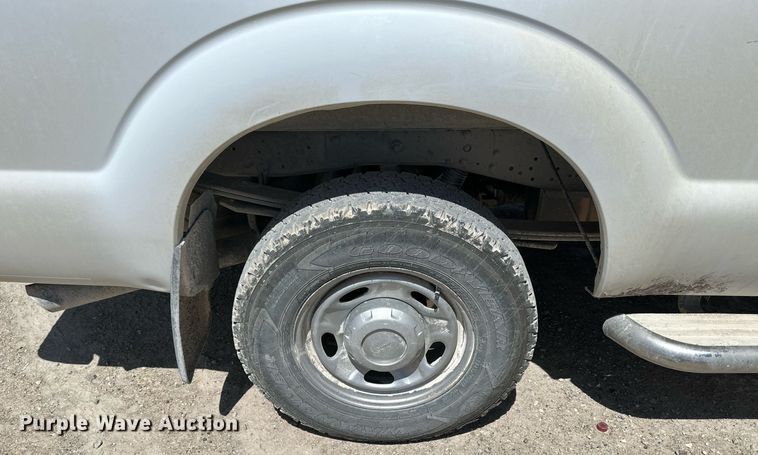 image for item LN9450 2012 Ford F250 Super Duty  pickup truck