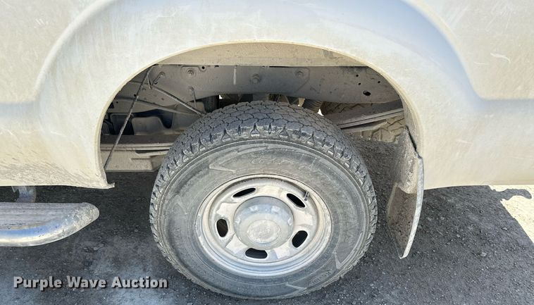 image for item LN9450 2012 Ford F250 Super Duty  pickup truck