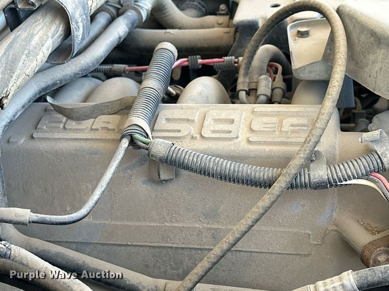 image for item LN9451 1993 Ford F350  pickup truck cab and chassis