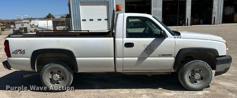 image for item LN9452 2006 Chevrolet Silverado 2500HD  pickup truck