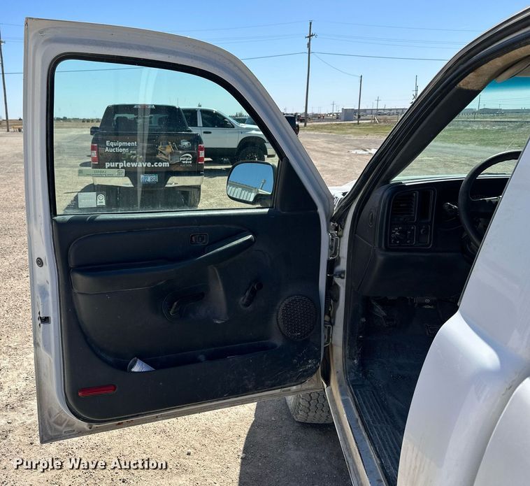 image for item LN9452 2006 Chevrolet Silverado 2500HD  pickup truck