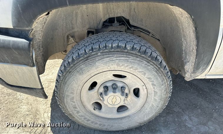 image for item LN9452 2006 Chevrolet Silverado 2500HD  pickup truck