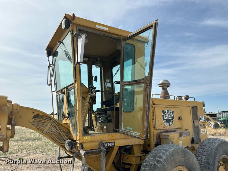 image for item LN9453 1991 Caterpillar 140G  motor grader