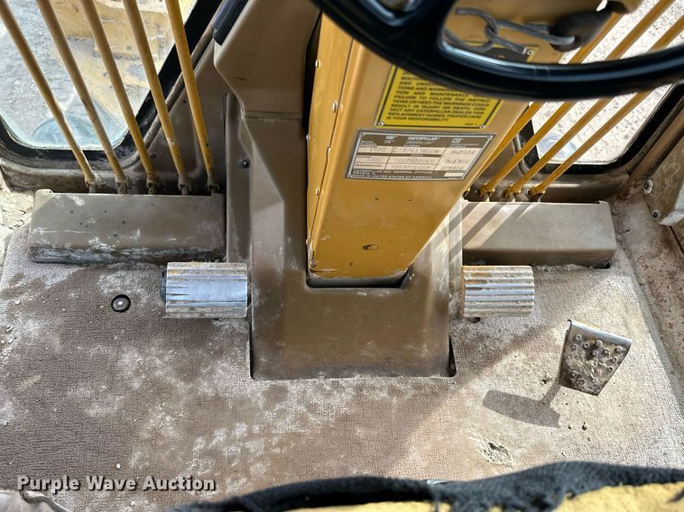 image for item LN9453 1991 Caterpillar 140G  motor grader