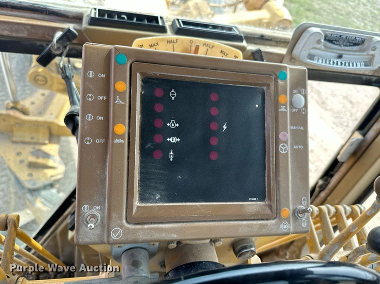 image for item LN9453 1991 Caterpillar 140G  motor grader