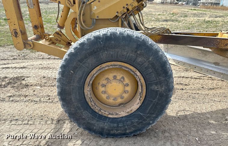 image for item LN9453 1991 Caterpillar 140G  motor grader