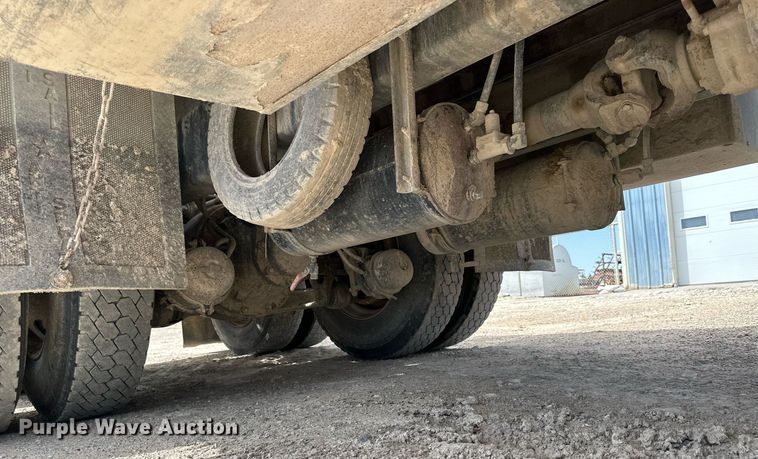 image for item LN9455 1993 Marmon 57P  winch truck