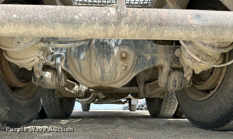 image for item LN9455 1993 Marmon 57P  winch truck