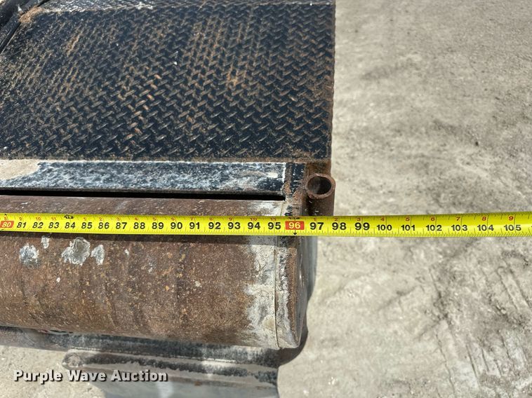 image for item LN9455 1993 Marmon 57P  winch truck