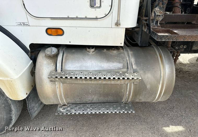 image for item LN9455 1993 Marmon 57P  winch truck