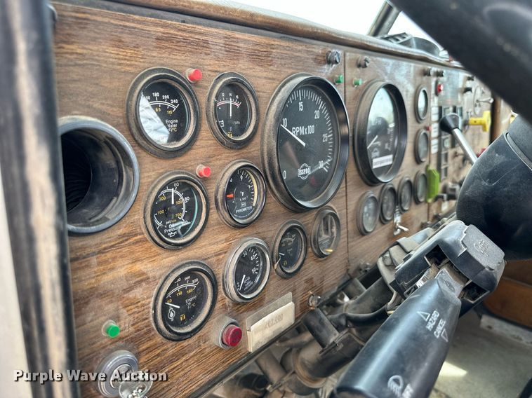 image for item LN9455 1993 Marmon 57P  winch truck