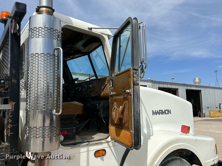 image for item LN9455 1993 Marmon 57P  winch truck