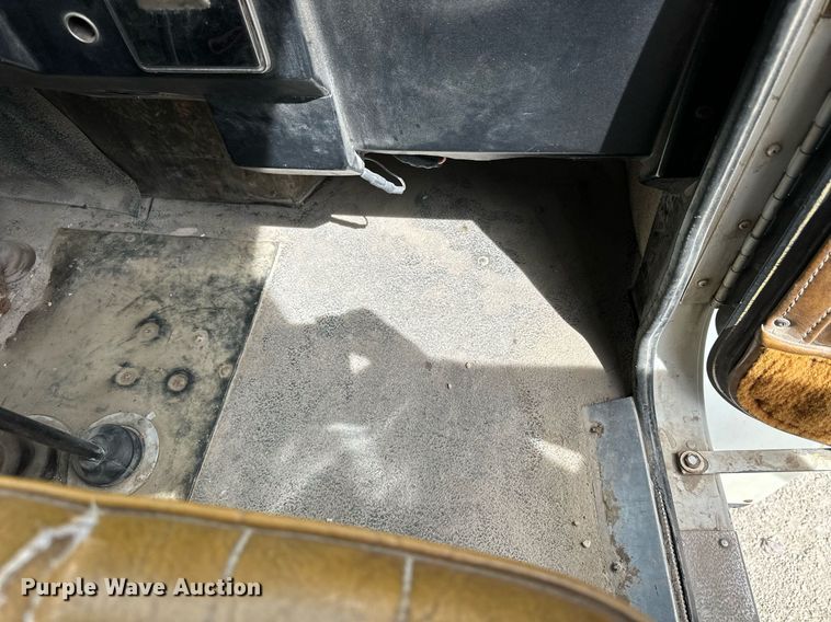 image for item LN9455 1993 Marmon 57P  winch truck