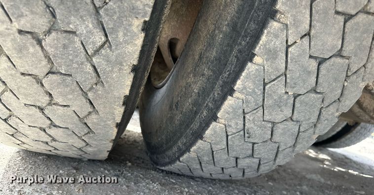 image for item LN9455 1993 Marmon 57P  winch truck