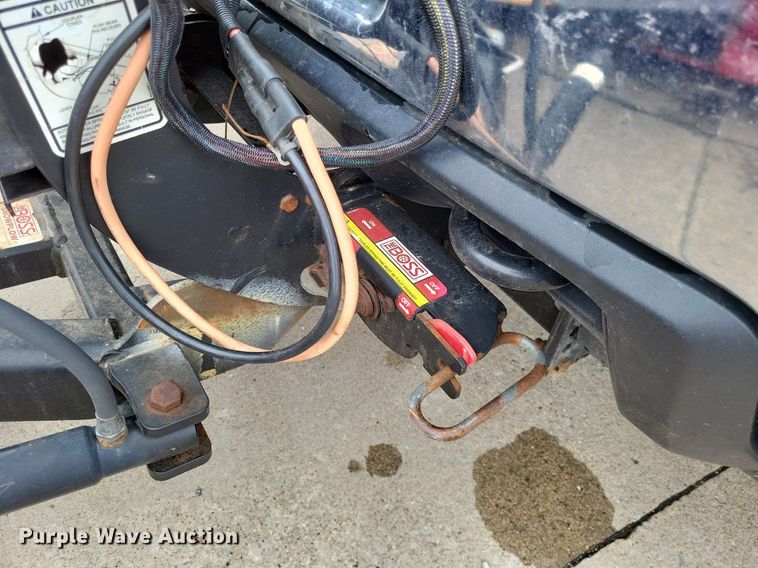 image for item LR9207 2011 Chevrolet Silverado 3500HD  pickup truck