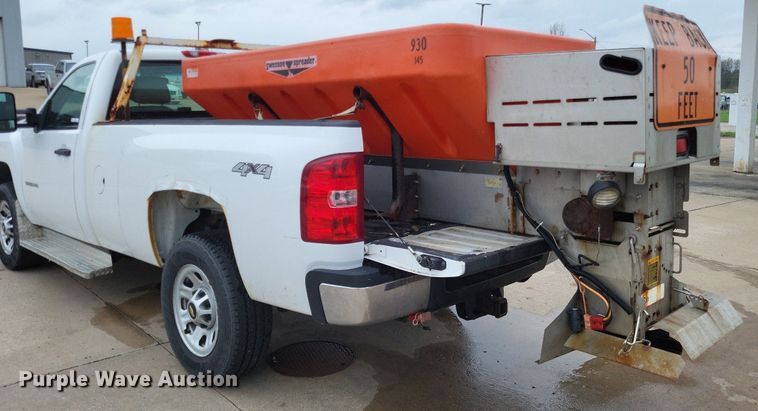 image for item LR9207 2011 Chevrolet Silverado 3500HD  pickup truck