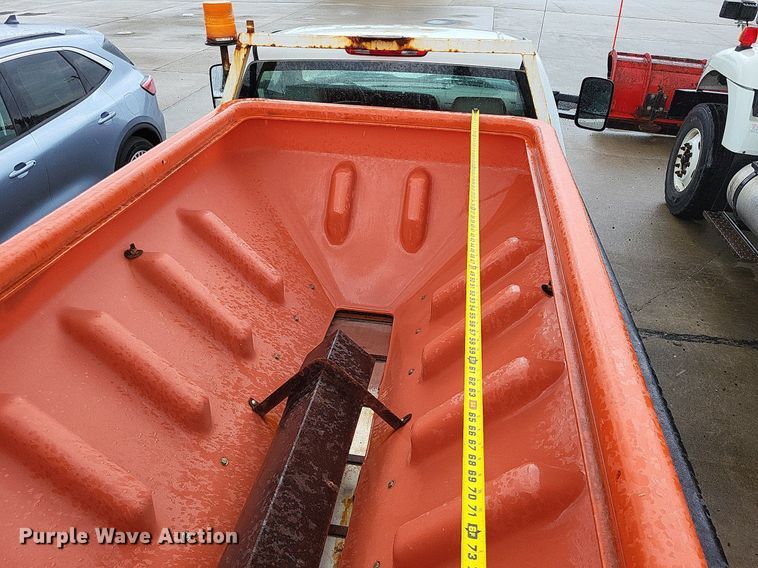 image for item LR9207 2011 Chevrolet Silverado 3500HD  pickup truck