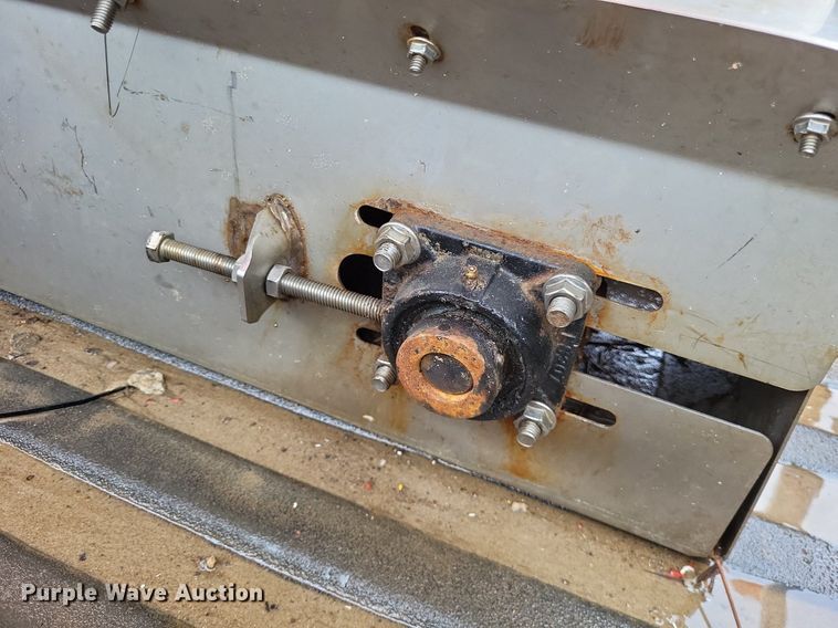 image for item LR9207 2011 Chevrolet Silverado 3500HD  pickup truck