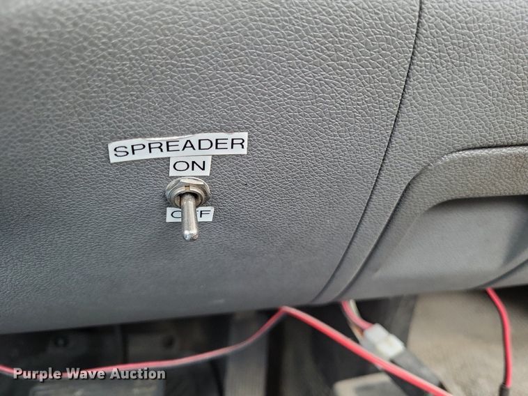 image for item LR9207 2011 Chevrolet Silverado 3500HD  pickup truck