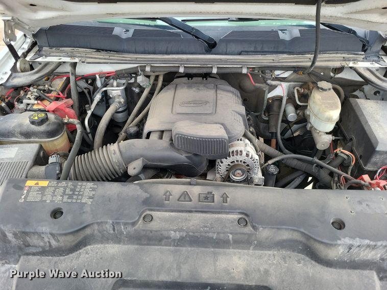 image for item LR9207 2011 Chevrolet Silverado 3500HD  pickup truck