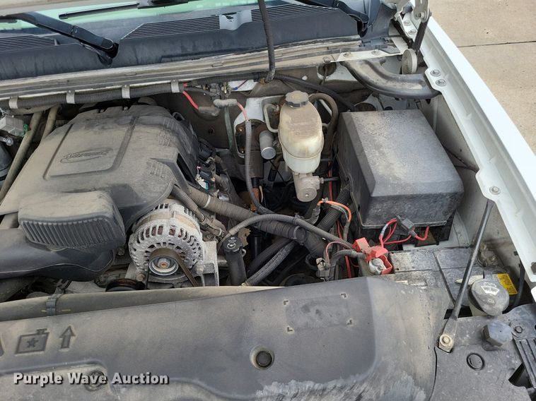 image for item LR9207 2011 Chevrolet Silverado 3500HD  pickup truck