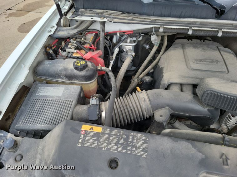 image for item LR9207 2011 Chevrolet Silverado 3500HD  pickup truck