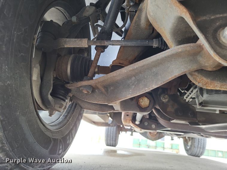 image for item LR9207 2011 Chevrolet Silverado 3500HD  pickup truck