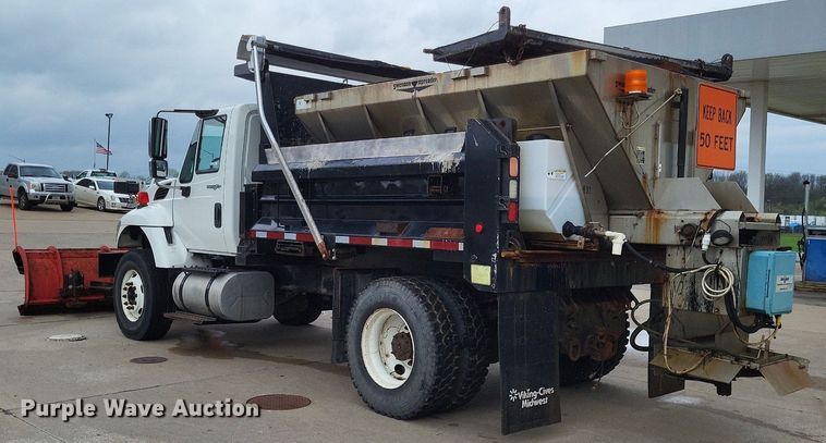 image for item LR9208 2012 International WorkStar 7300  dump truck