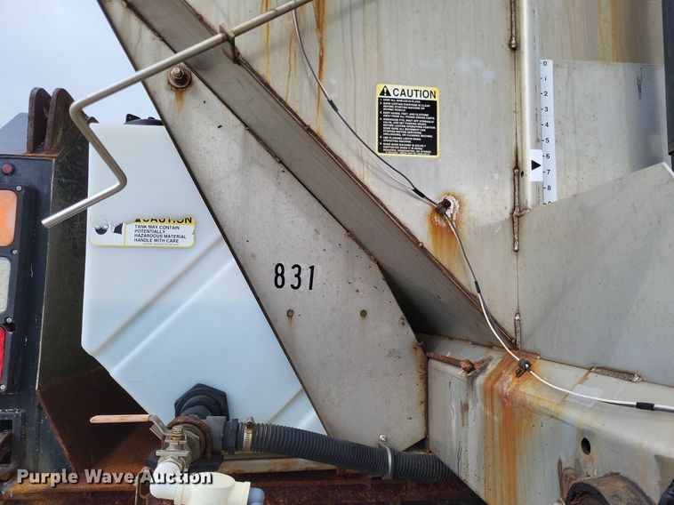 image for item LR9208 2012 International WorkStar 7300  dump truck