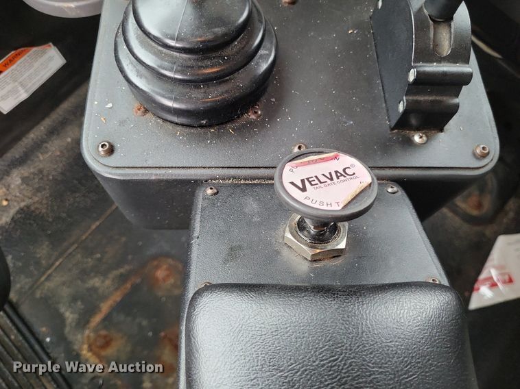 image for item LR9208 2012 International WorkStar 7300  dump truck