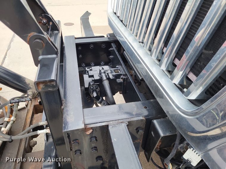 image for item LR9208 2012 International WorkStar 7300  dump truck