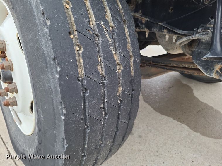 image for item LR9208 2012 International WorkStar 7300  dump truck