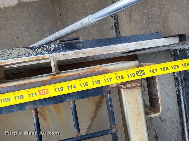 image for item LR9208 2012 International WorkStar 7300  dump truck