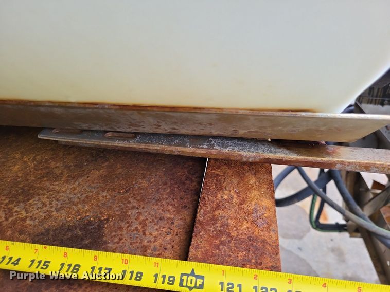 image for item LR9208 2012 International WorkStar 7300  dump truck