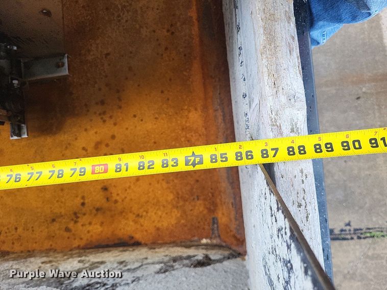 image for item LR9208 2012 International WorkStar 7300  dump truck