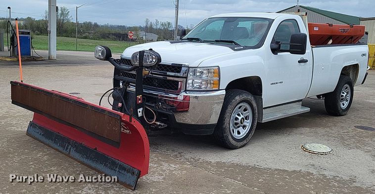 image for item LR9209 2011 Chevrolet Silverado 3500HD  pickup truck