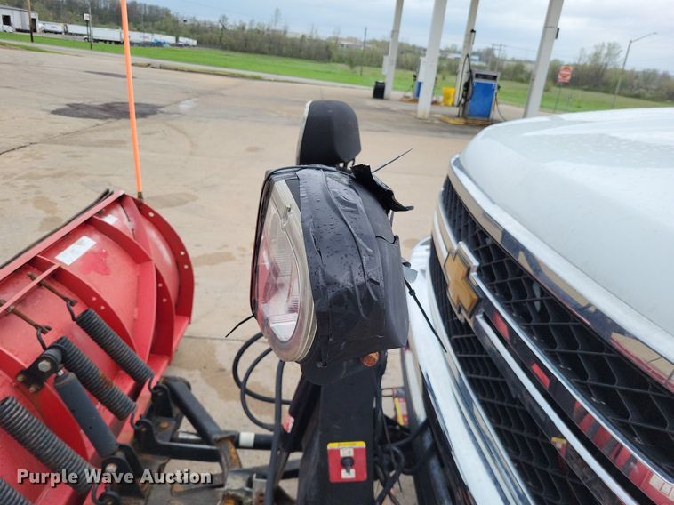 image for item LR9209 2011 Chevrolet Silverado 3500HD  pickup truck