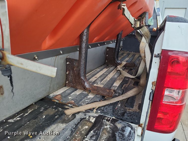 image for item LR9209 2011 Chevrolet Silverado 3500HD  pickup truck